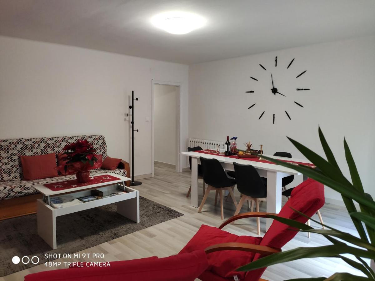 Apartamento Confort I La Seu d'Urgell Ngoại thất bức ảnh