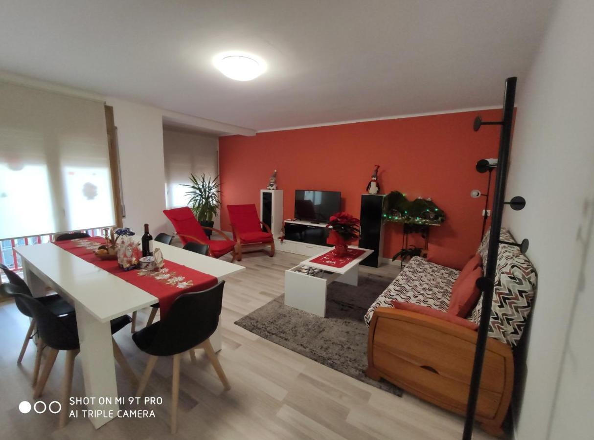 Apartamento Confort I La Seu d'Urgell Ngoại thất bức ảnh