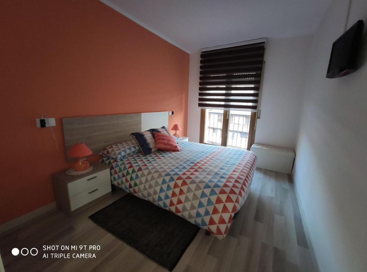 Apartamento Confort I La Seu d'Urgell Ngoại thất bức ảnh